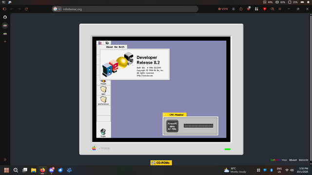 BeOS D8.2 desktop running on Infinite Mac.
