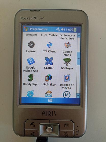 Shortcut to GrafX2 alongside shortcuts to other things installed on the PDA
