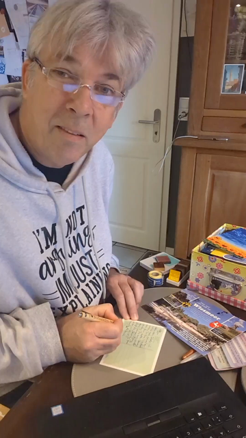 Selfievideo bei dem ich erst eine Karte schreibe und dann die Problematik und einen Lösungsansatz zeige