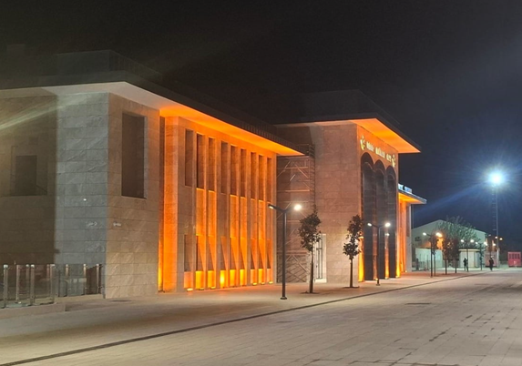 Edirne station building